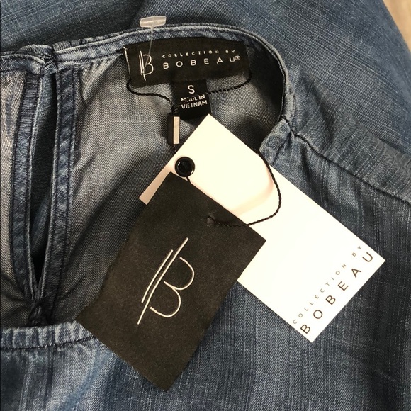 π΄βοΈHPπ§ββοΈChambray BellSleeve Blouse Bobeau NEW - Picture 6 of 7